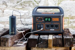 affordable portable power station